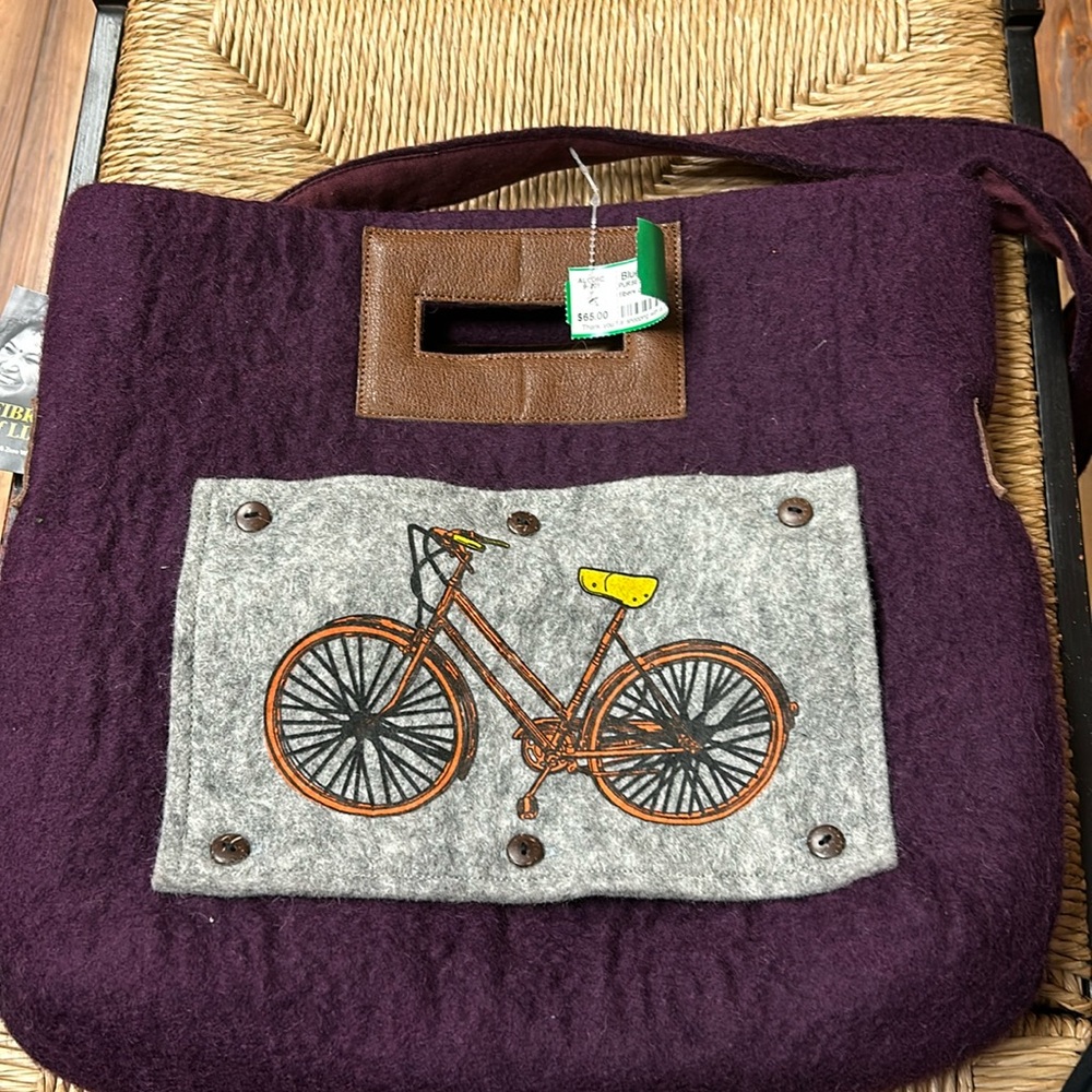 NWT Fibres of Life hobo styled bag.